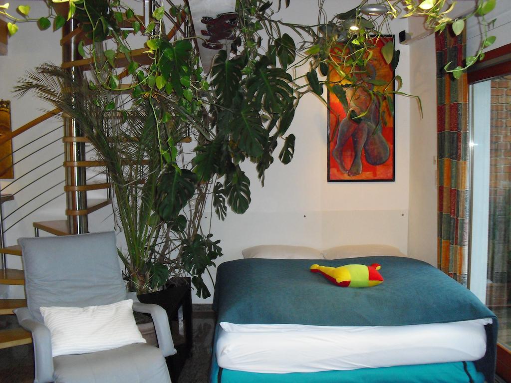 Studio A Am Burgberg Erlangen Zimmer foto